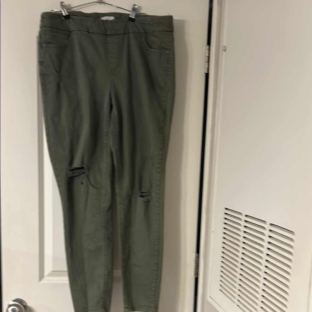 Women's Olive Distressed Jeans